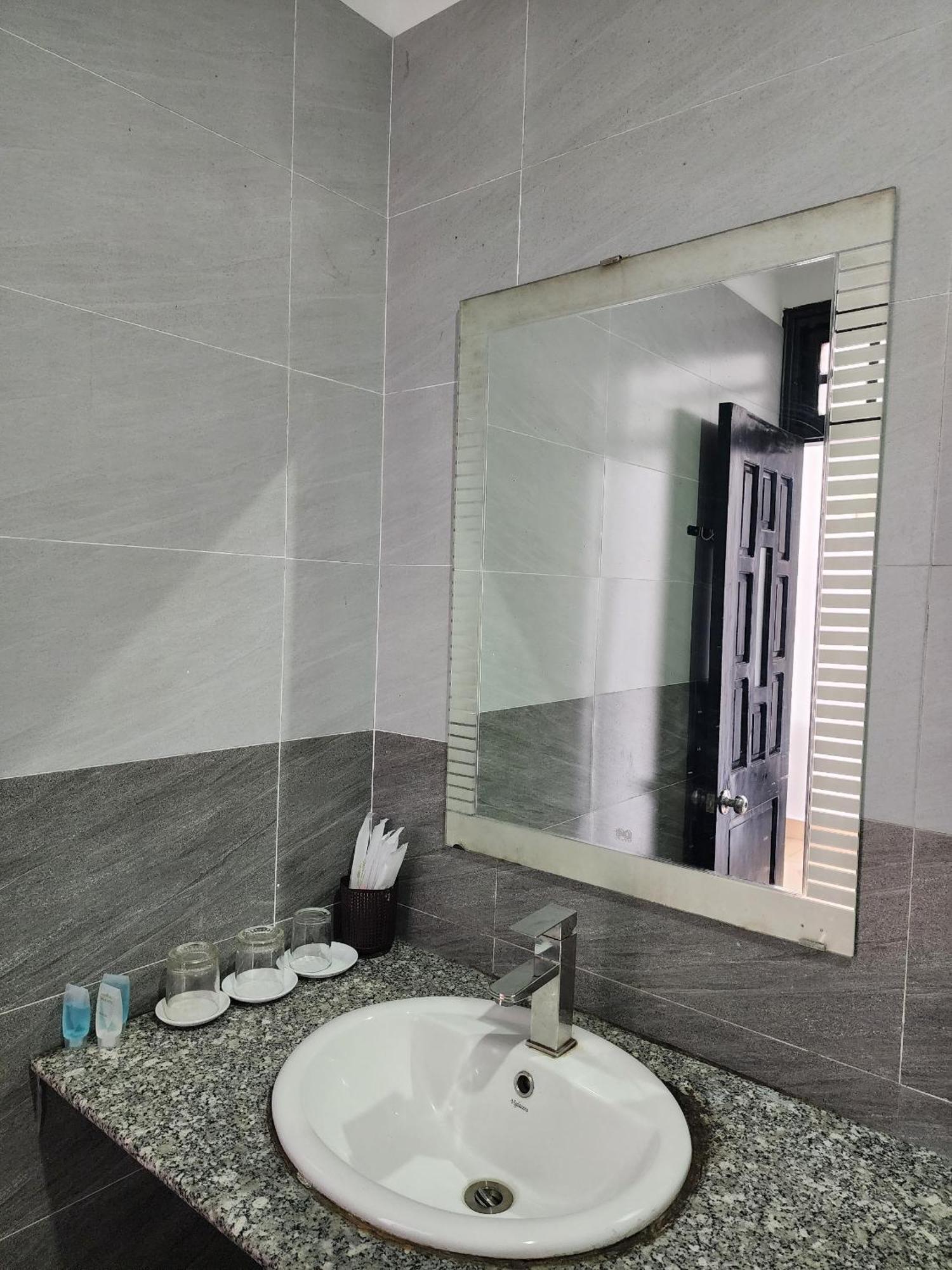 Thao An 2 Hotel Hue Thon Lai The Kültér fotó